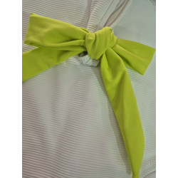 Bañador con textura y lazada fluor 2
