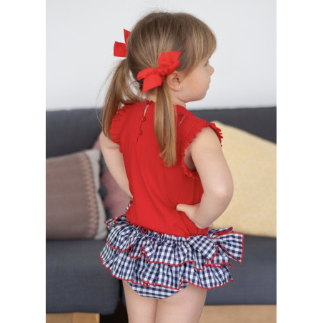 Conjunto infantíl de niña camiseta y braguita vichy.