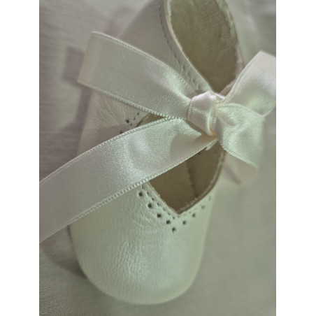 Zapato lazada de piel