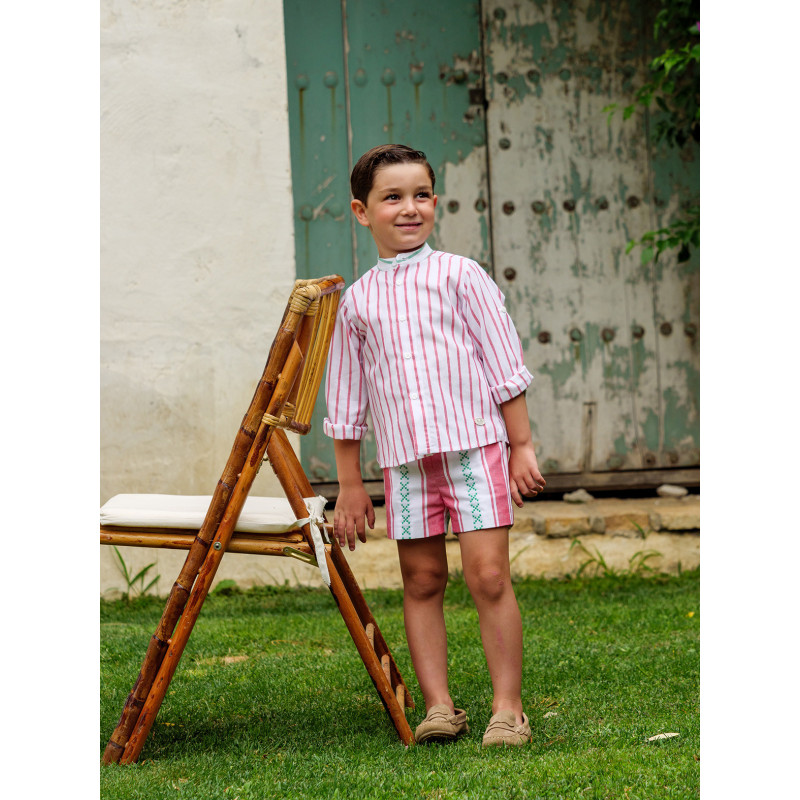 Conjunto infantil de niño estampado y rayas verde y rojo