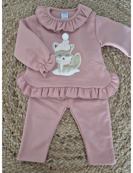 Chandal bordado con volante