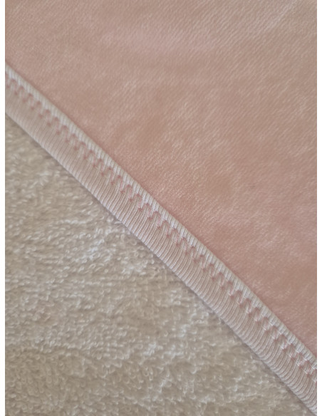 Capa de baño con babero