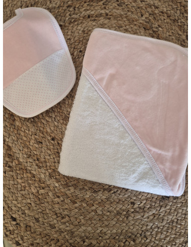 Capa de baño con babero