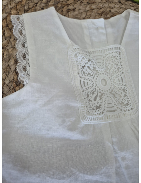 Conjunto de blusa y short.
