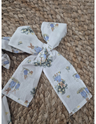 Conjunto de  niña conejitos.